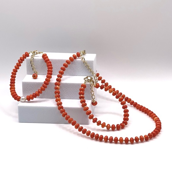 Beautiful Coral Bracelet - Picture 11 of 12